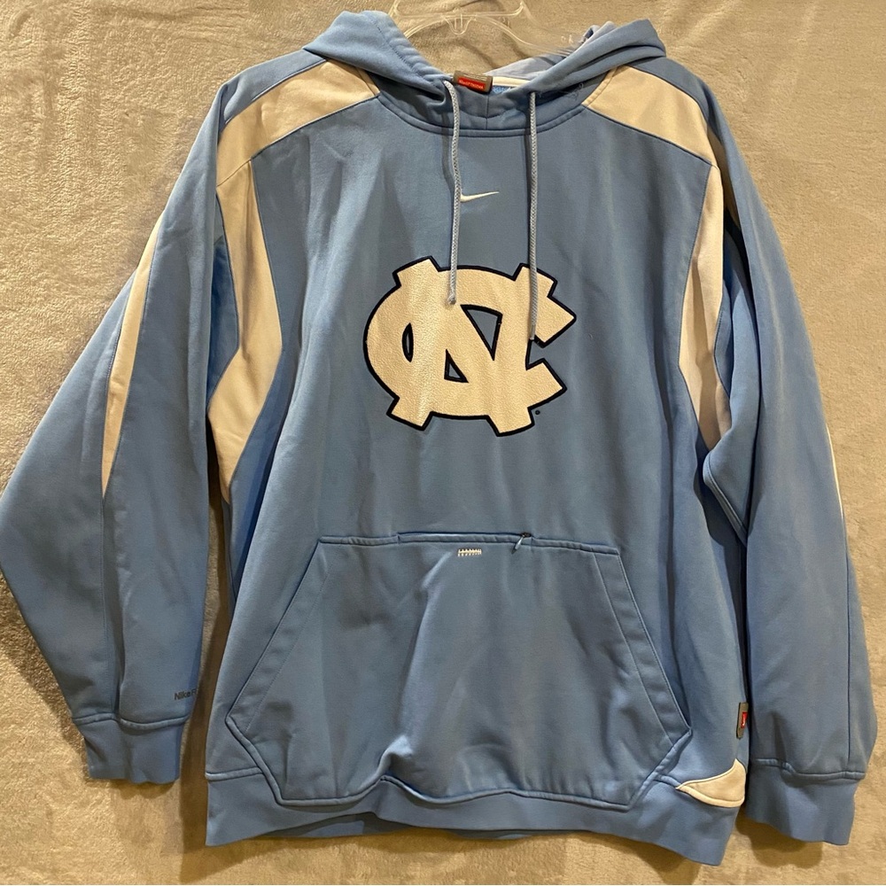 North Carolina Hoodie Men’s Medium Lt.Blue Nike CenterSwoosh Tarheels Sweatshirt